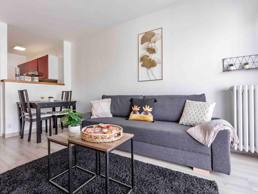 Appartement Avec Parking Et Terrasse Metro 7 Et Paris Villejuif Kültér fotó